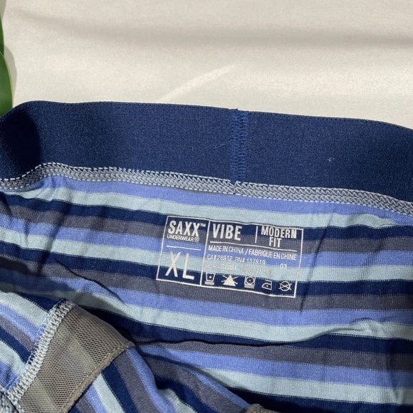 NIB SAXX [ Small XL ] Vibe Modern Fit Stretch Boxer Briefs Blue Stripe‎ - Picture 9 of 16